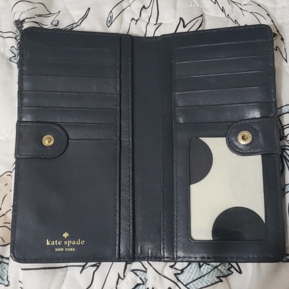 Authentic Kate Spade wallet - Picture 2 of 3